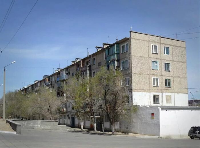 Жезказган (жезқазған) город. Жезказган фото города. Памятник первостроителям жезказган. Жезказган индекс. Сатпаев город фото.