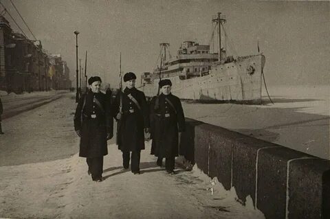 Ленинград апрель