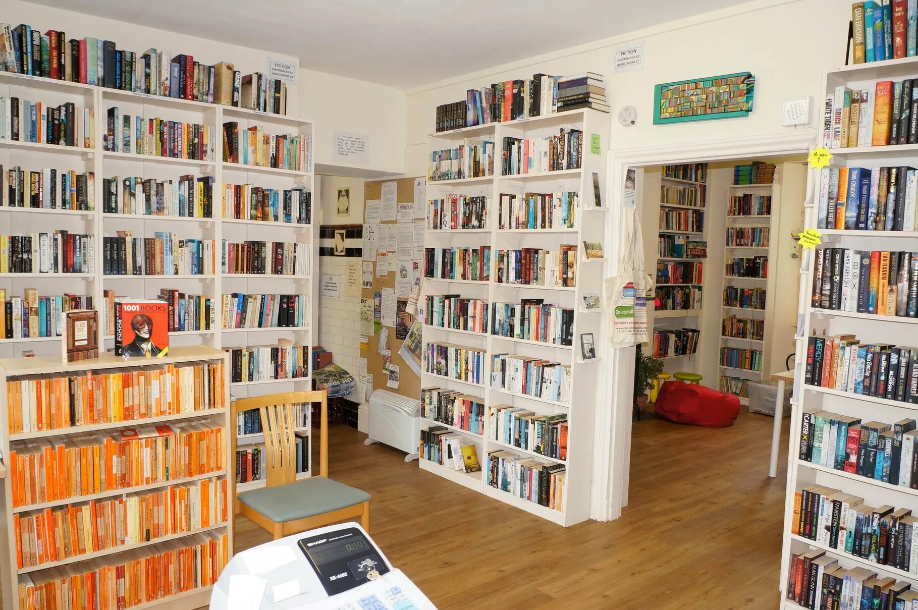 Bookshop. Bookshop Garayev. Bookshop photo. Book shop images. The books in this shop are