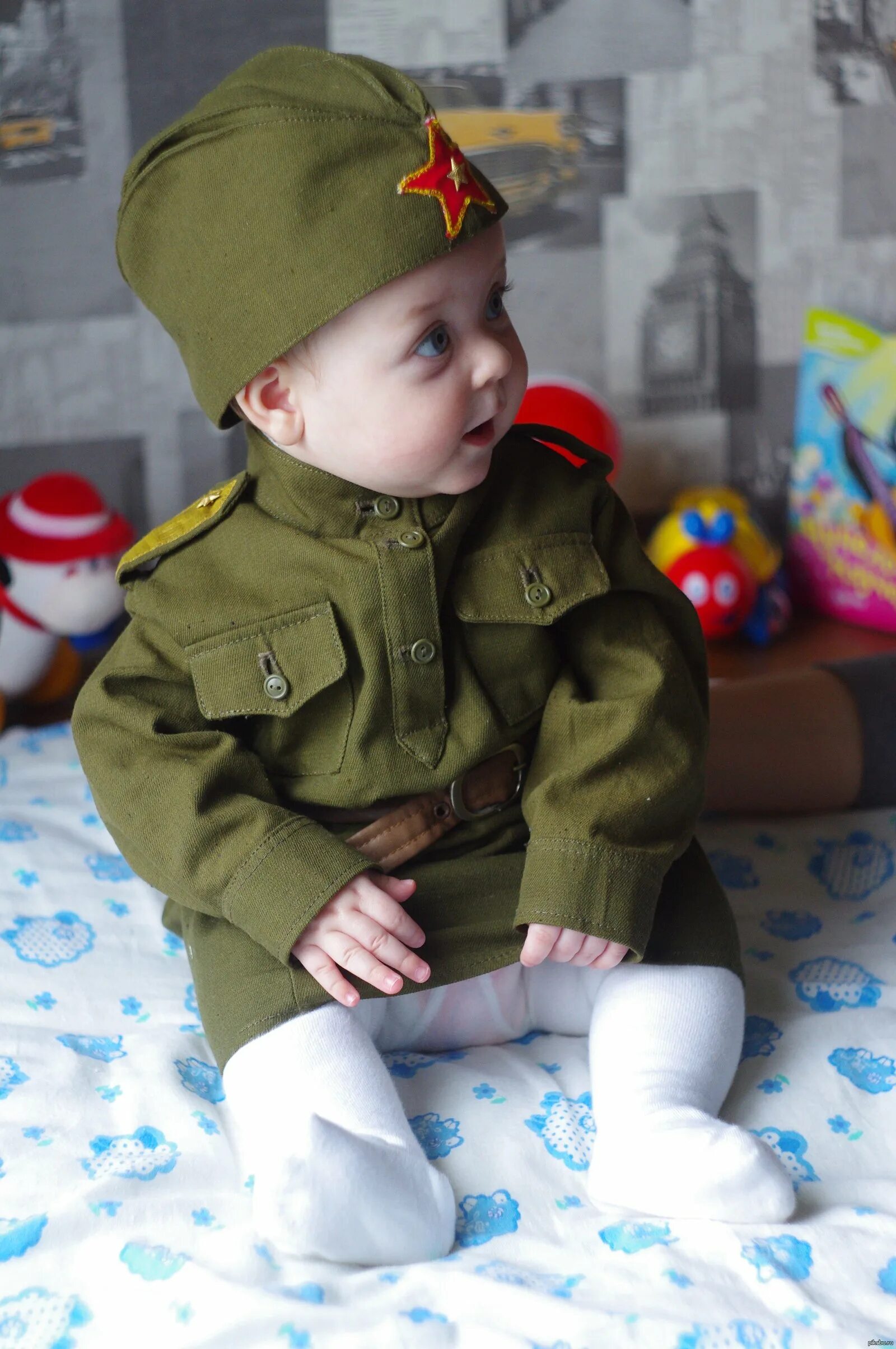 Военнослужащая с ребенком до 3 лет
