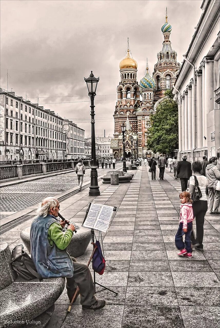 Энни лейбовиц поезд. Уходящая любовь. Композиция люди в городе. Любовь ушла. Пара расстается.