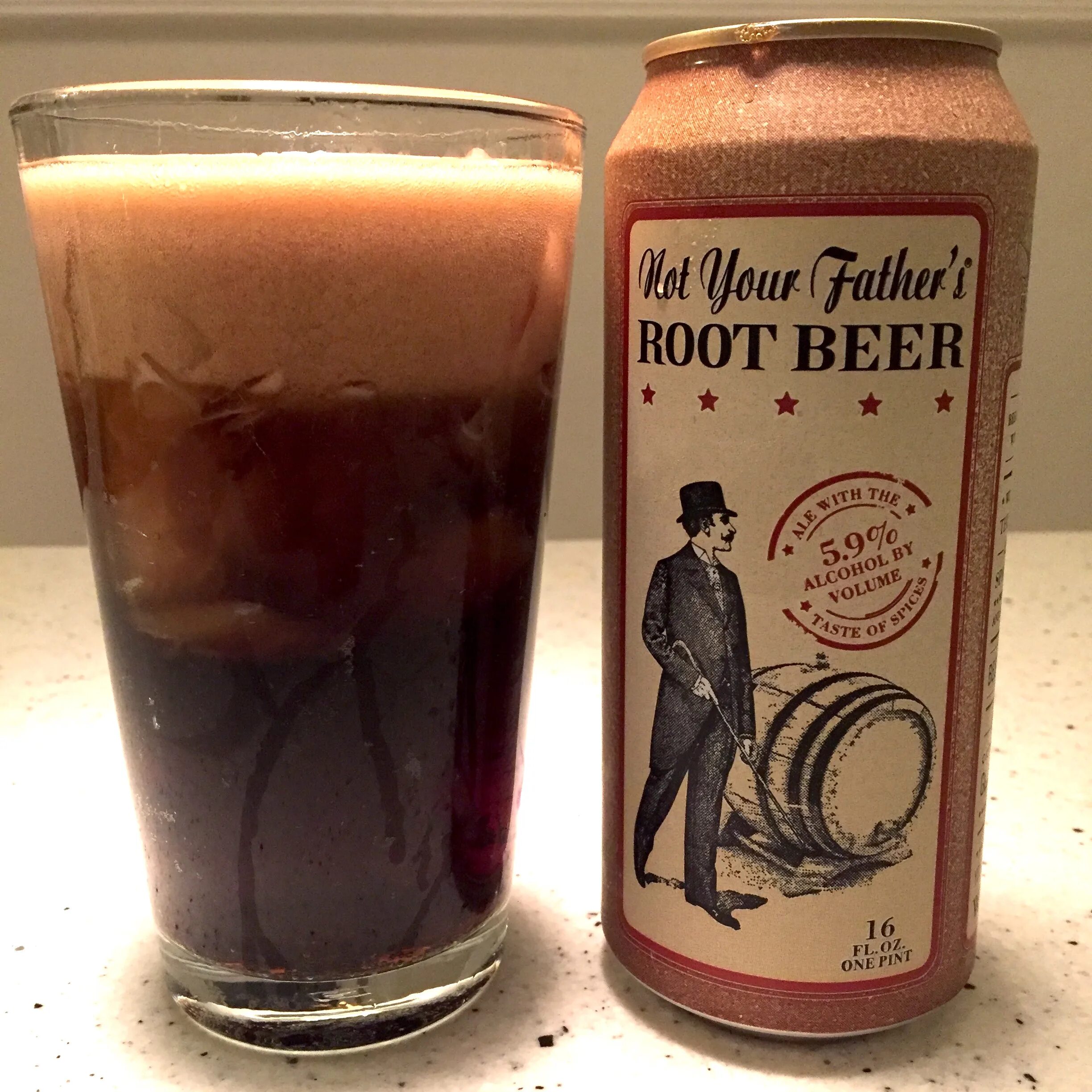 Корневое пиво. Рут бир пиво. Mug root Beer. Пиво с необычным вкусом.