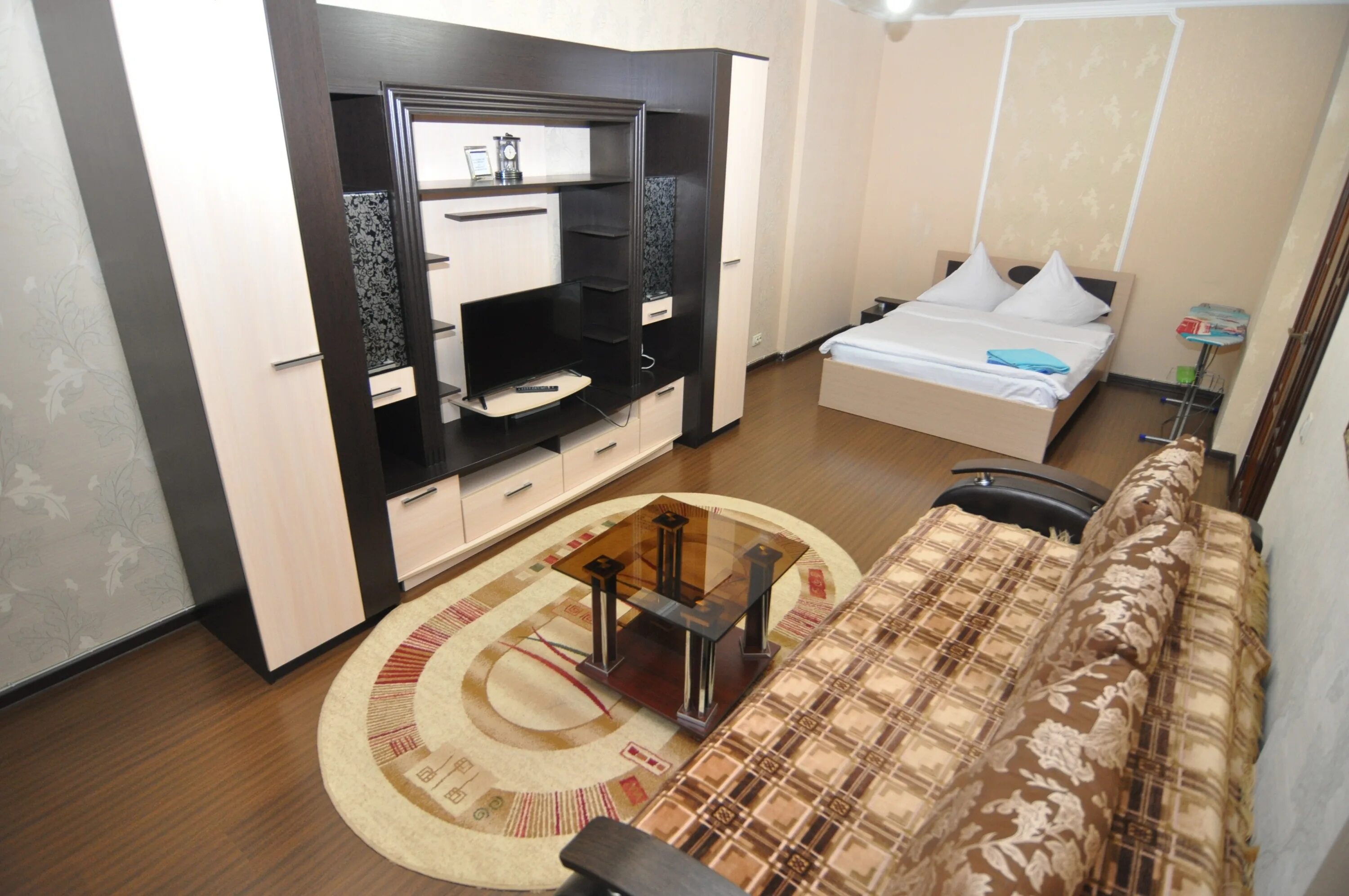 Однушка в курске. Пушкинский апартаменты Курск. Советская 12 Курск. Photo of New 3 Room Apartment in Kursk Russia. Снять квартиру в Курске посуточно.