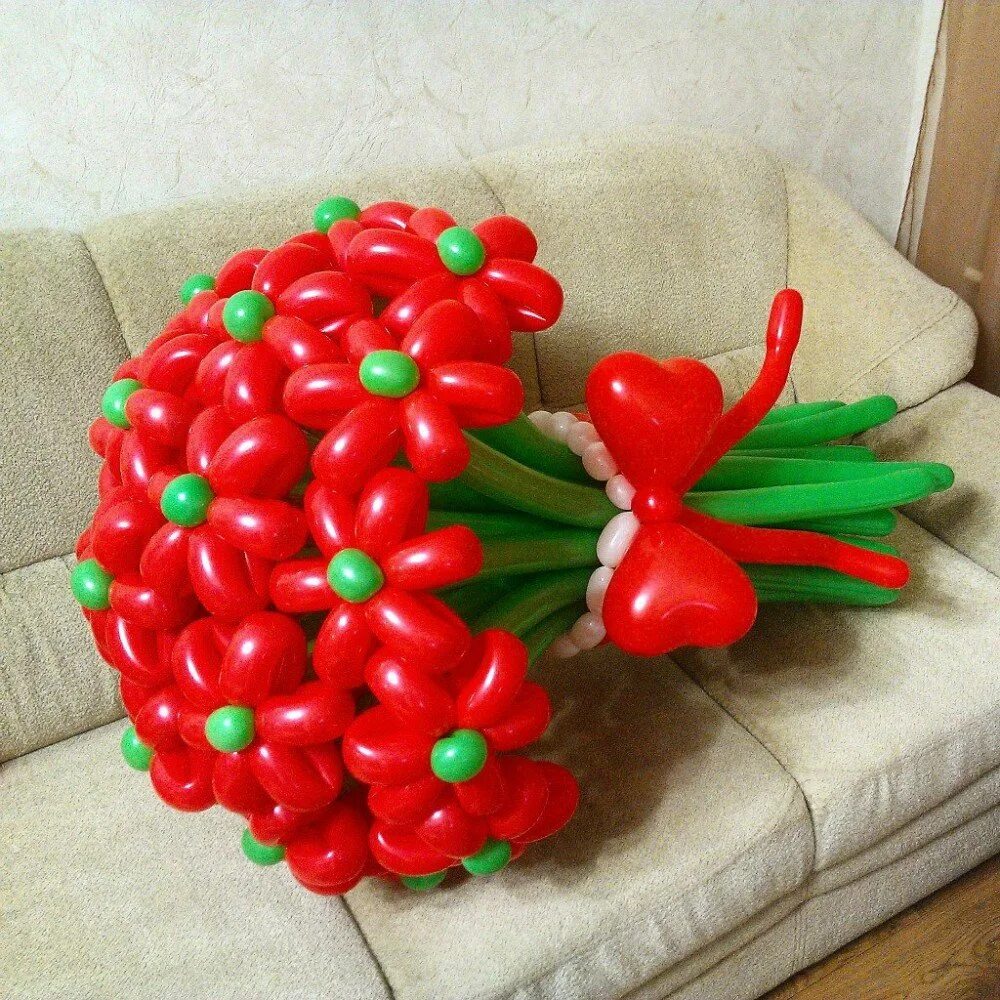 Букет из шаров. Цветы из шариков. Букет из ШДМ. Букет цветов из воздушных шариков.