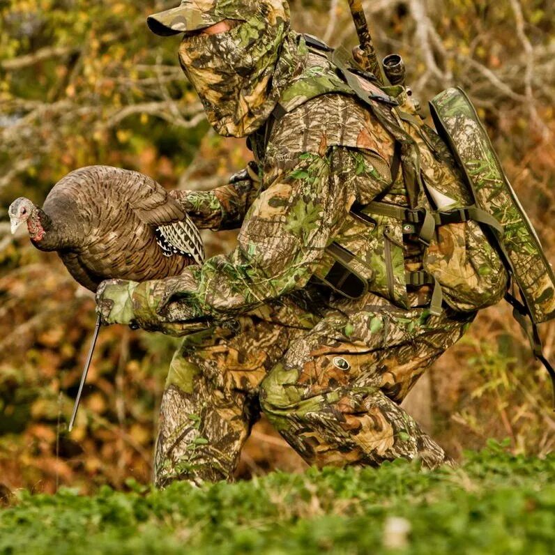 Маскировка хищников. Камуфляж Mossy Oak. Камуфляж Варан хищник. Варан маскхалат. Маскхалат хищник.