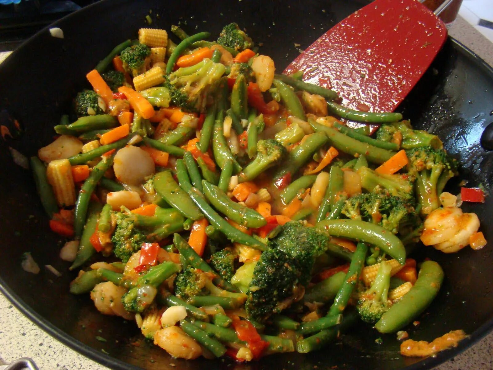 Fry vegetables. Овощи стир Фрай. Жареные овощи. Овощи по китайски. Овощи на сковороде.