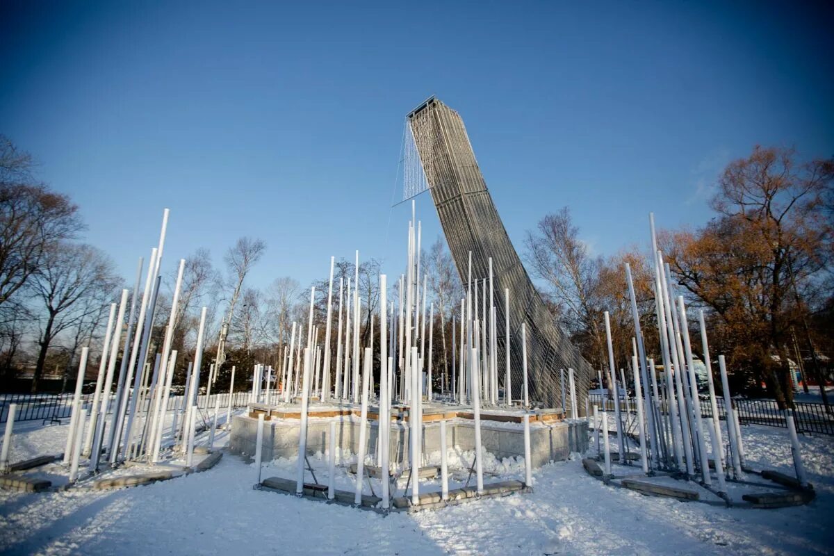 Парк сайт южно сахалинск. Парк Южно-Сахалинск. Городской парк Южно-Сахалинск. АЙТИ парк Южно-Сахалинск.