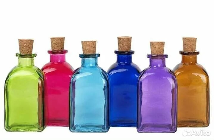 Цветные бутылочки. Цветные бутылки. Цветные стеклянные бутылки. Цветные декоративные бутылки. Разноцветные бутылочки.