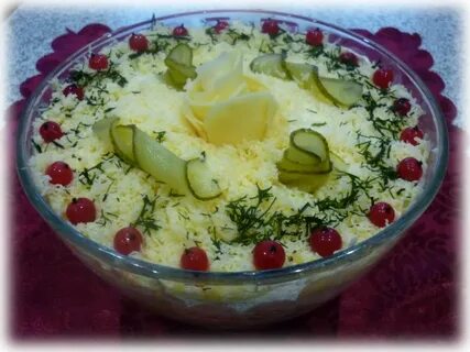 Приготовить вкусный праздничный салат