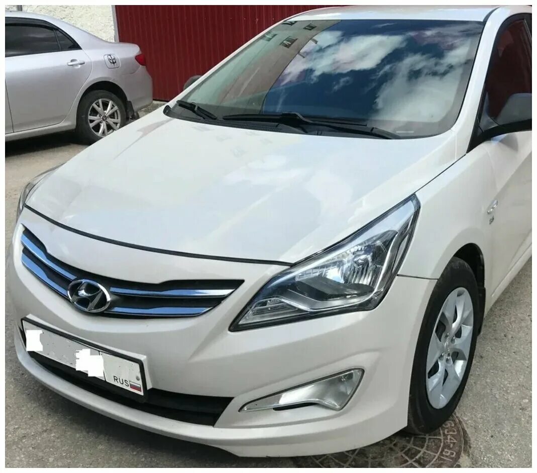 Hyundai i40 и elantra разница. Хендэ solaris 2014. Solaris 2014 2017. 4 2015. Hyundai solaris 2014.