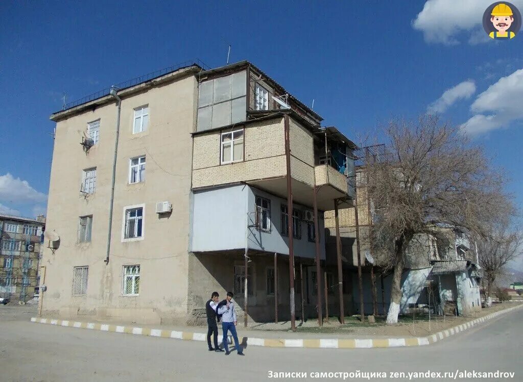 Увеличение жилплощади. Махачкала балконы самострой. Балконы в Армении самострой. Ереван балконы пристройки. Пятиэтажка в Армении.