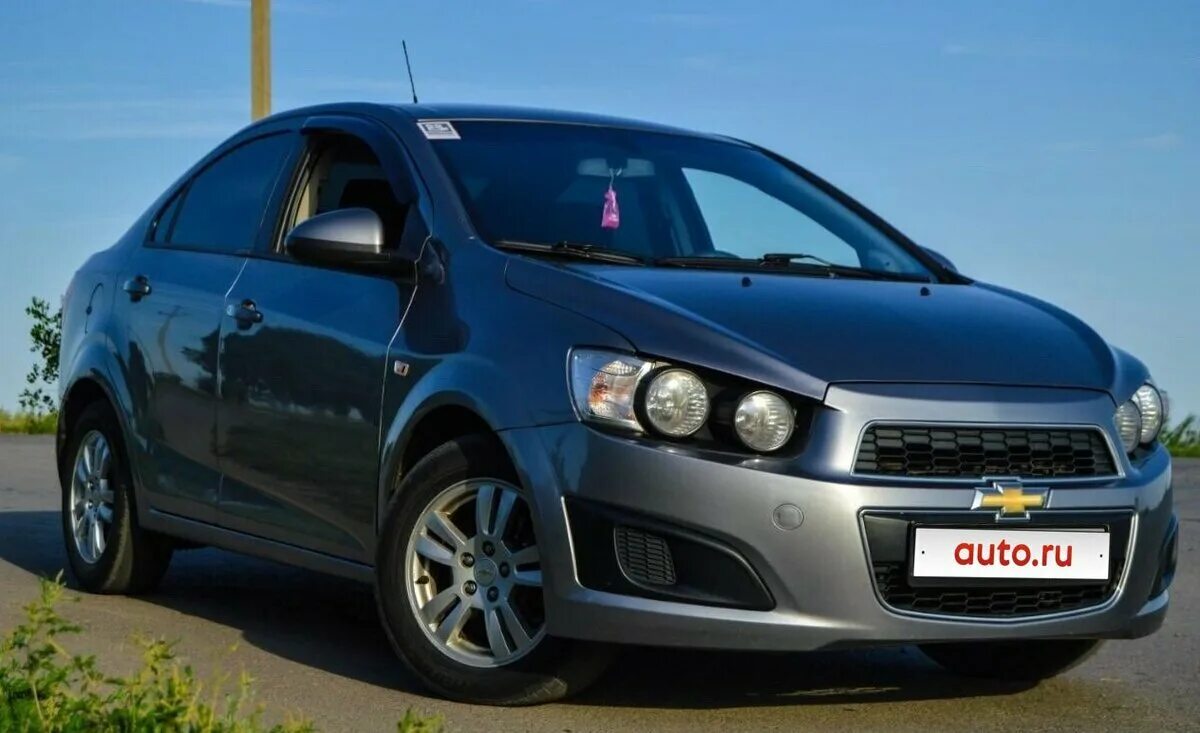 Купить авео автоматом. Chevrolet Aveo sedan 2g. Chevrolet Aveo 2012. Шевроле Авео 2012 автомат. Шевроле Авео седан автомат.