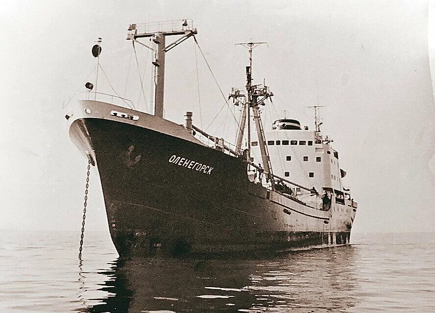 Пароход моряк. Пароходы енисейского пароходства. Летняя форма речников. Пароходы проекта 737. Пароход моряк.