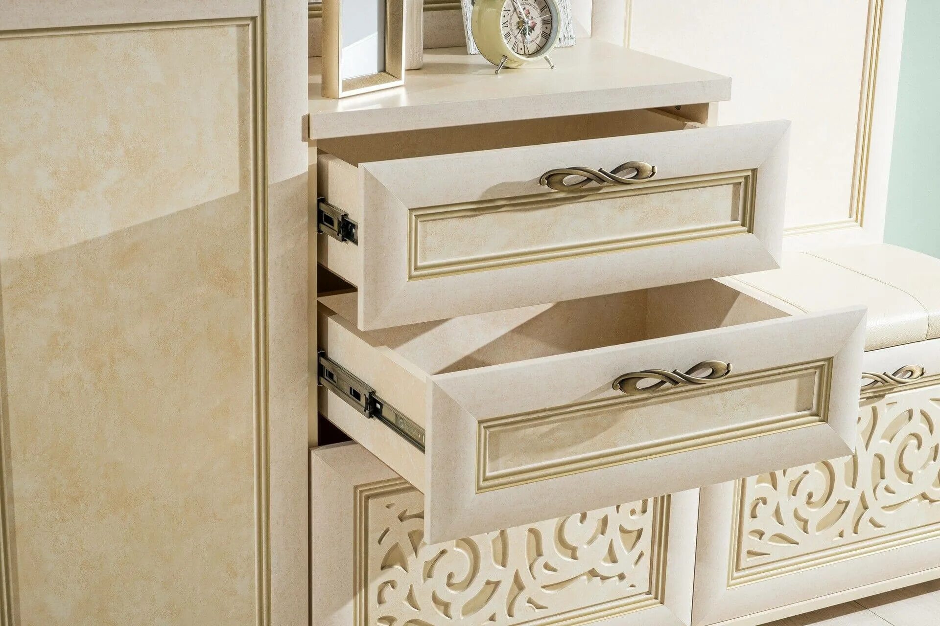 Спальня александрия кожа ленто. Прихожая александрия любимый дом. 000 александрия кровать 1600 (кожа ленто/рустика). Александрия кожа ленто/рустика. Лд 625.