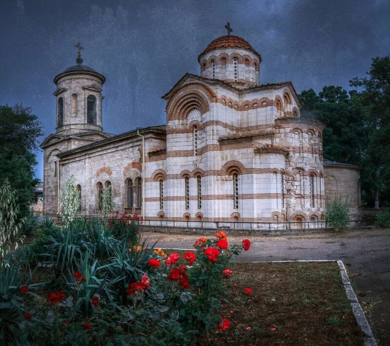 Храм святого иоанна предтечи. Церковь предтечи в керчи. Церковь святого иоанна крестителя керчь. Церковь предтечи в керчи. Церковь иоанна предтечи керчь.