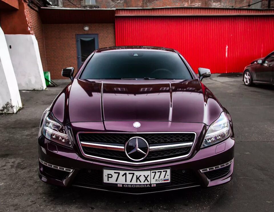 Куплю мерседес 21. Mercedes CLS 63. Мерс w218. Mercedes CLS w218. CLS w218 фуксия.