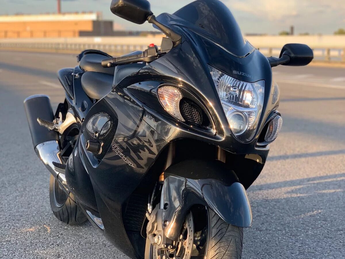 Сузуки хаябуса купить. Suzuki Hayabusa gsx1300r. Suzuki Hayabusa 2013. Gsx1300r Hayabusa. Suzuki Hayabusa/gsx1300r r.