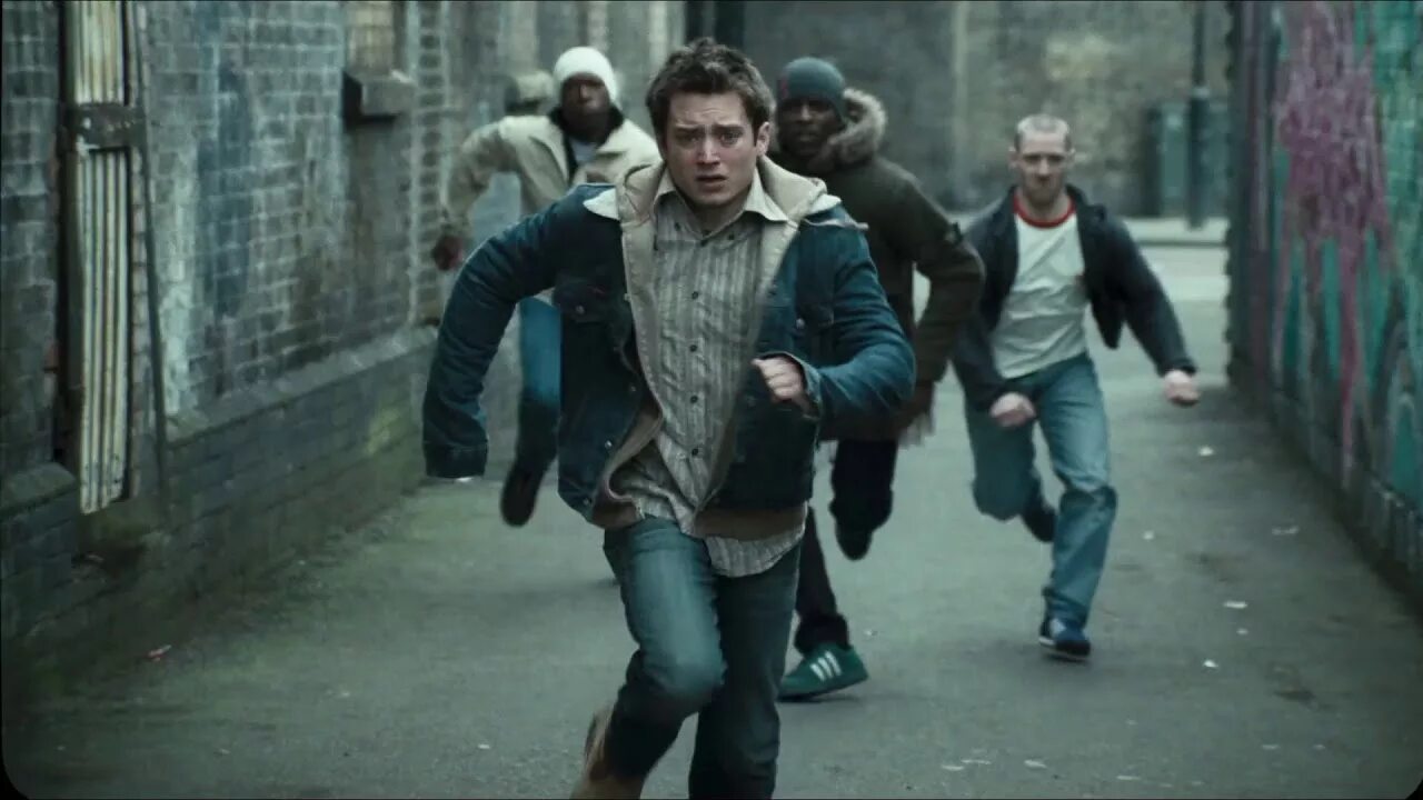 Зеленые драки. Уличные хулиганы. Дмитрий яншин дк. Дк рок-группа. Зеленые драки.