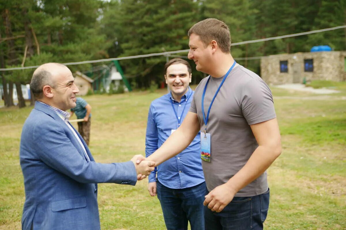 Молодежь кчр. Молодежь черкесска. Молодежь кчр. Молодежь карачаево черкесии. Молодежь из кчр.