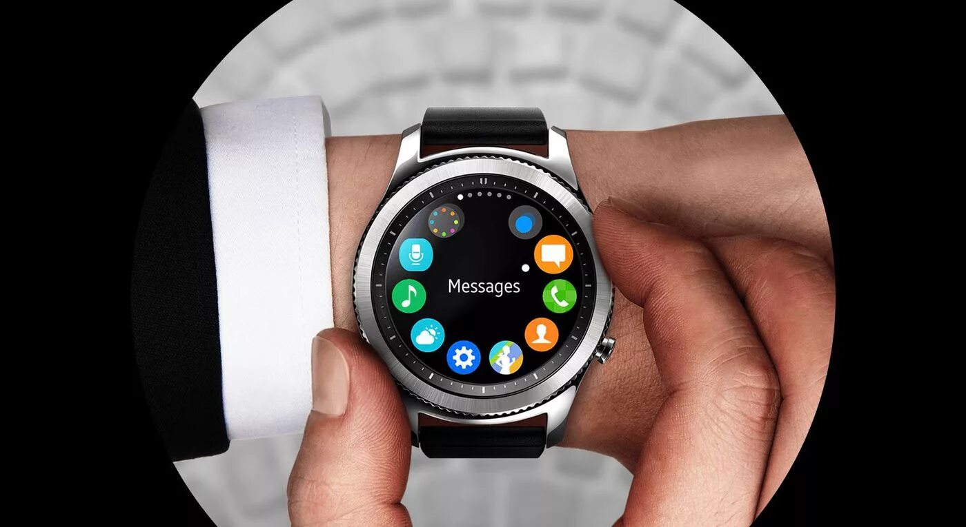 Samsung Gear s3 женские. Samsung Galaxy watch реплика. Часы самсунг и Эппл. SMARTWATCH. Samsung watch какое приложение