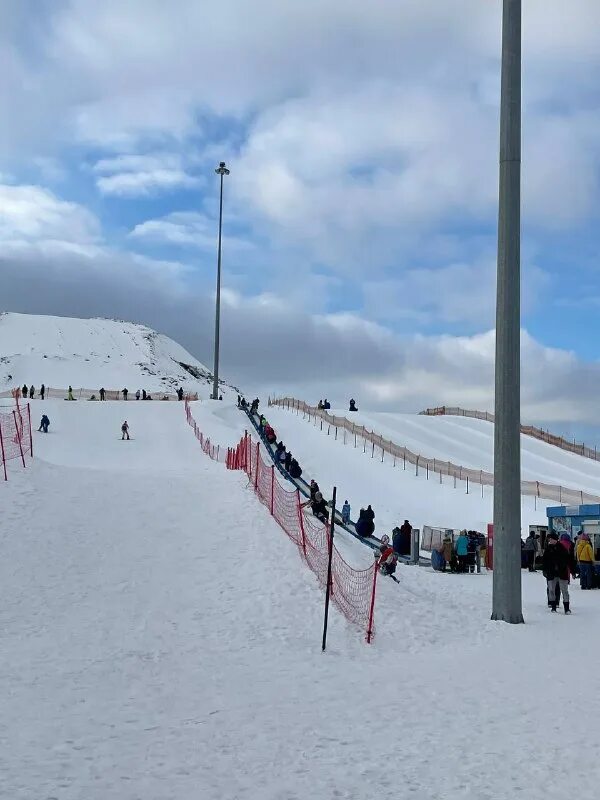 инструкторы сноуборд лисья гора. лисья гора открытие сезона. цска горнолыжная школа крылатское. лисья гора сноуборд. горнолыжный комплекс хибины кировск.