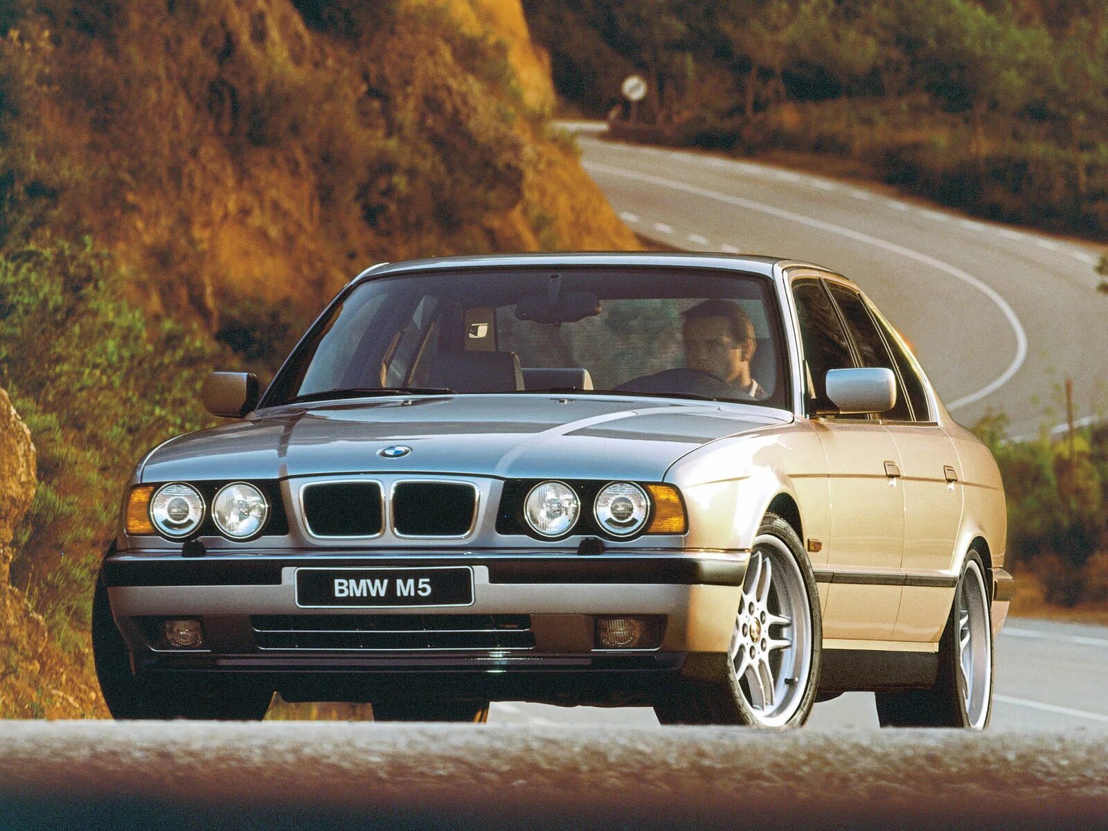 Е34 рест. Bmw e34. бмв 5 е34. bmw m5 e34. bmw e34 m.