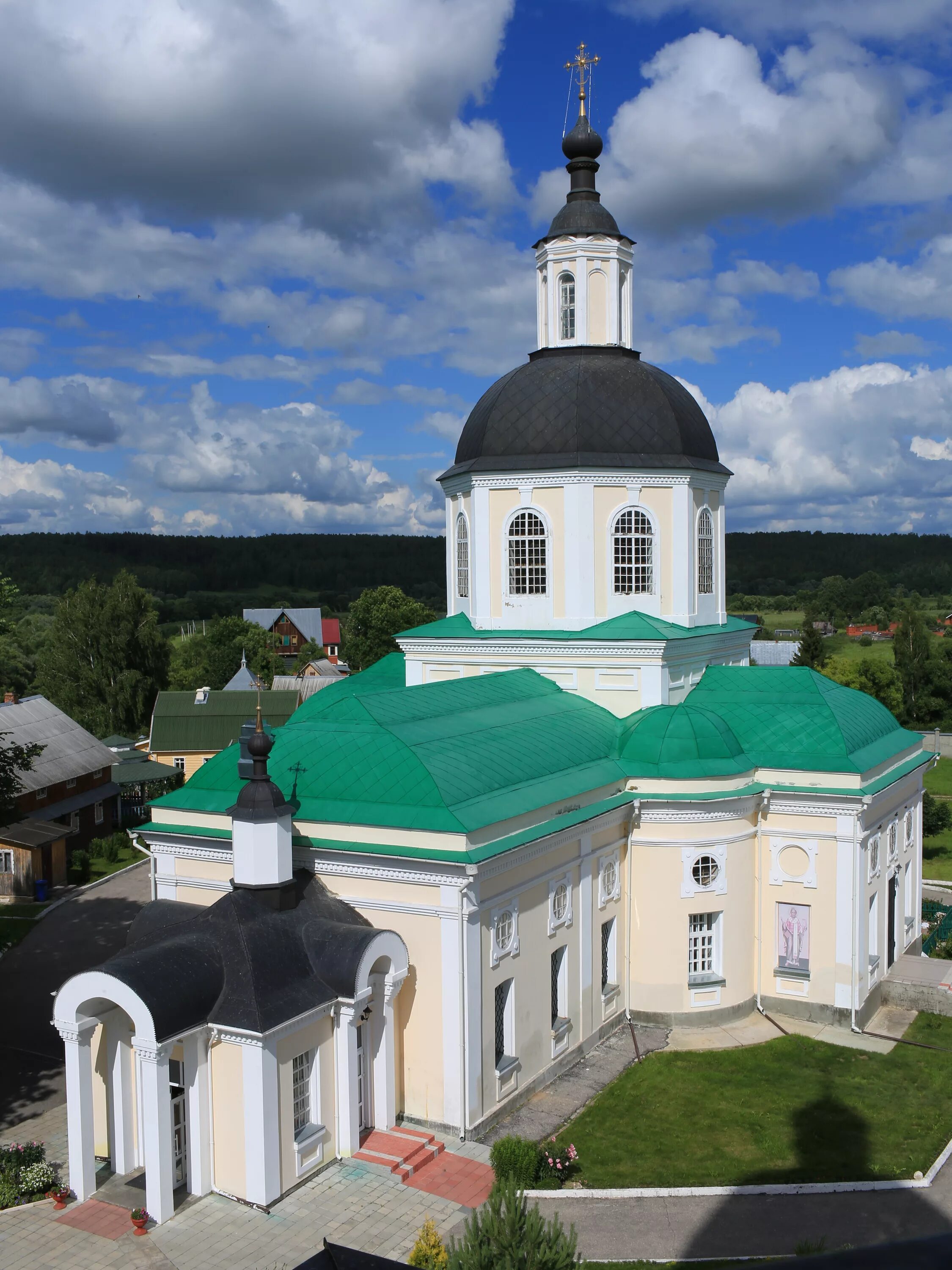 Клыково сайт. Спаса Нерукотворного пустынь Клыково. Храм Спаса Нерукотворного пустынь Клыково. Клыково Калужская область монастырь Спаса Нерукотворного. Мужской монастырь Спаса Нерукотворного пустынь (Клыково).