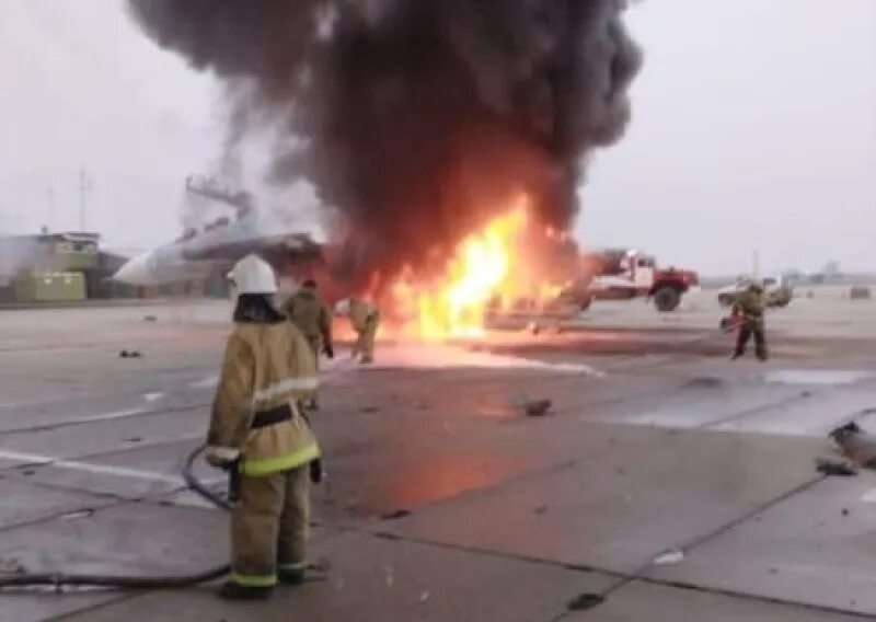 Миллерово аэродром военный. Авиакатастрофы вертолетов. Уничтоженные украинские вертолеты. Су-25 ввс украины в херсонской области. Крушение ан 26 в воронежской области.