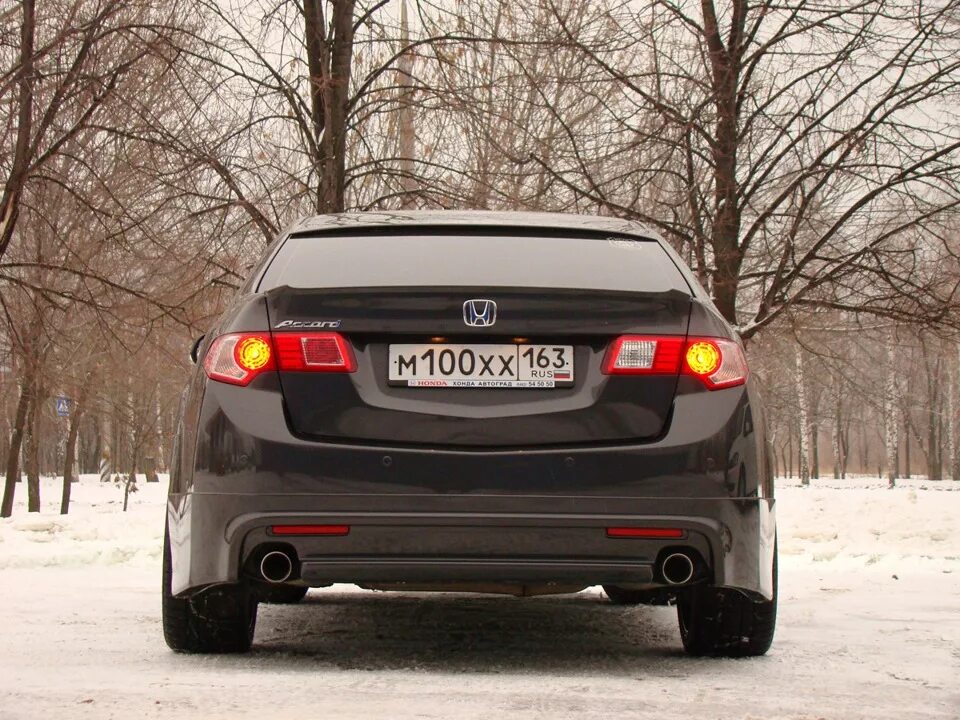 Аккорд задний бампер. Honda accord 8 mugen. honda accord 8 задний бампер. accord 8 юбка mugen. обвес mugen accord 8.