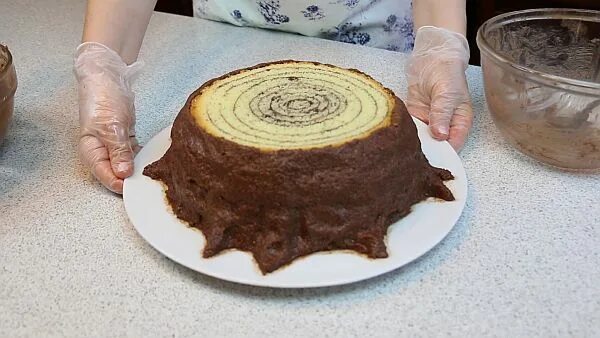 Mulled Wine Stump de Noël #cake and a Ridge Runner Wood Works Giveaway! Sprinkle