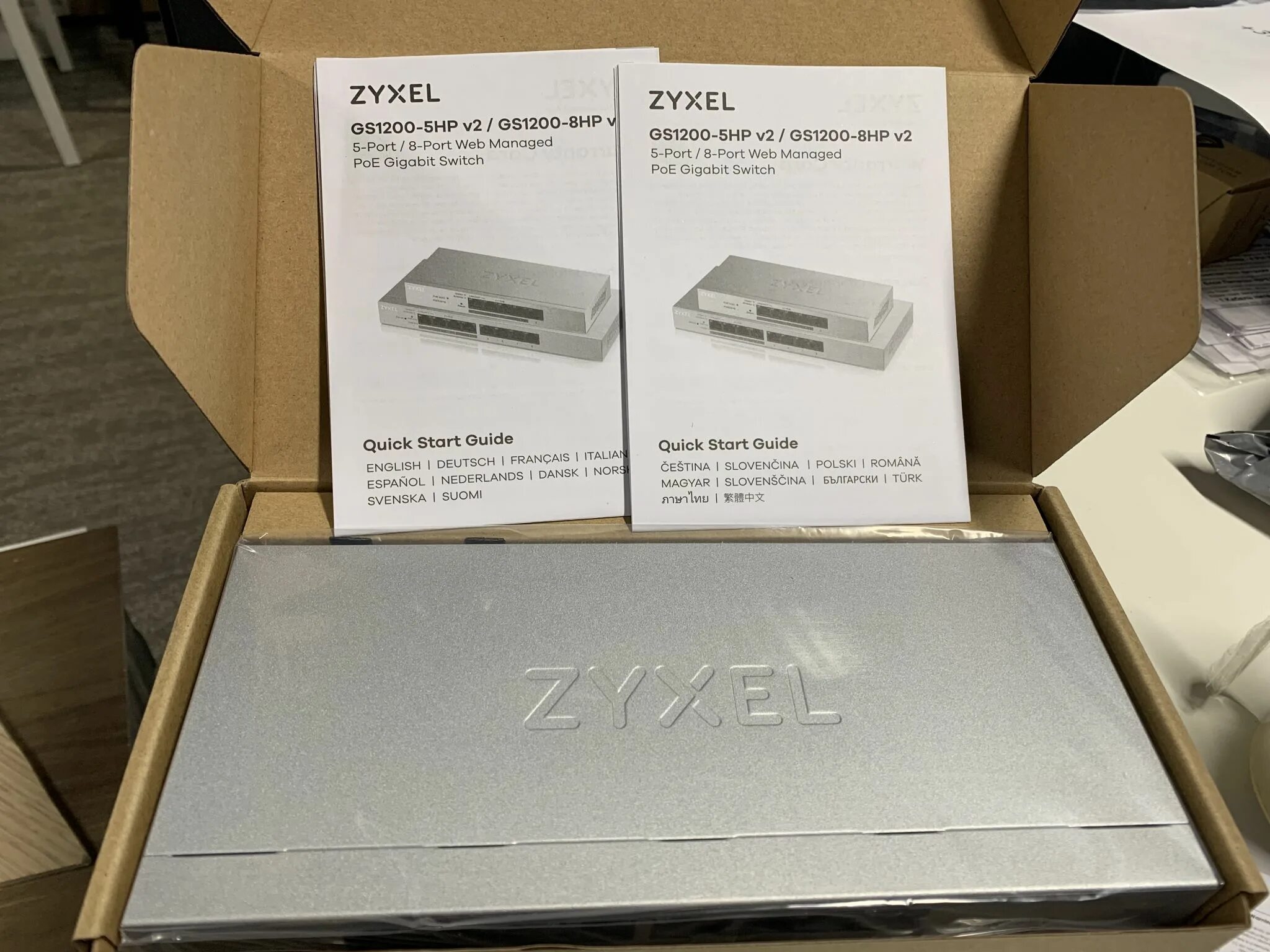 Gs1200-8hpv2-eu0101f. Коммутатор zyxel gs1200-8. Коммутатор zyxel gs1200-5hpv2. Zyxel gs1200. Коммутатор zyxel gs1200-8.