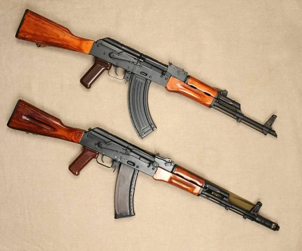 Акм лучший. Акм акмс ак74. акм и ак 74. ак 47 акм акмс ак74 ак74м. акм акс ак47.