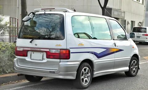 C nissan serena