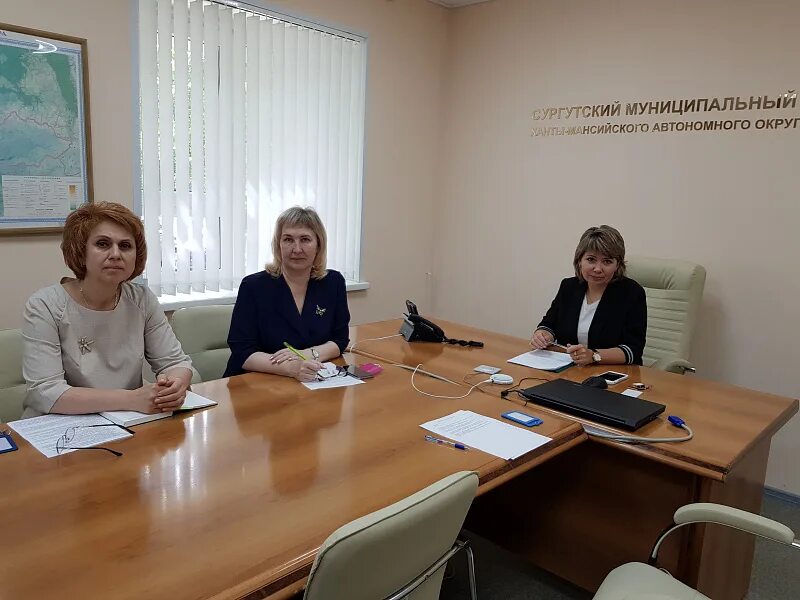 Осипов семен викторович администрация сургутского района. Предприниматель года-2021 сургутский район администрация. Работа в сургутском районе. Дума сургута сиапресс. Вестник сургутского района.