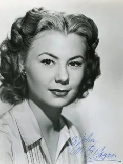 Mitzi Gaynor(b. 1931) Mitzi Gaynor, Yahoo Images, Make Me Smile, Image Sear...