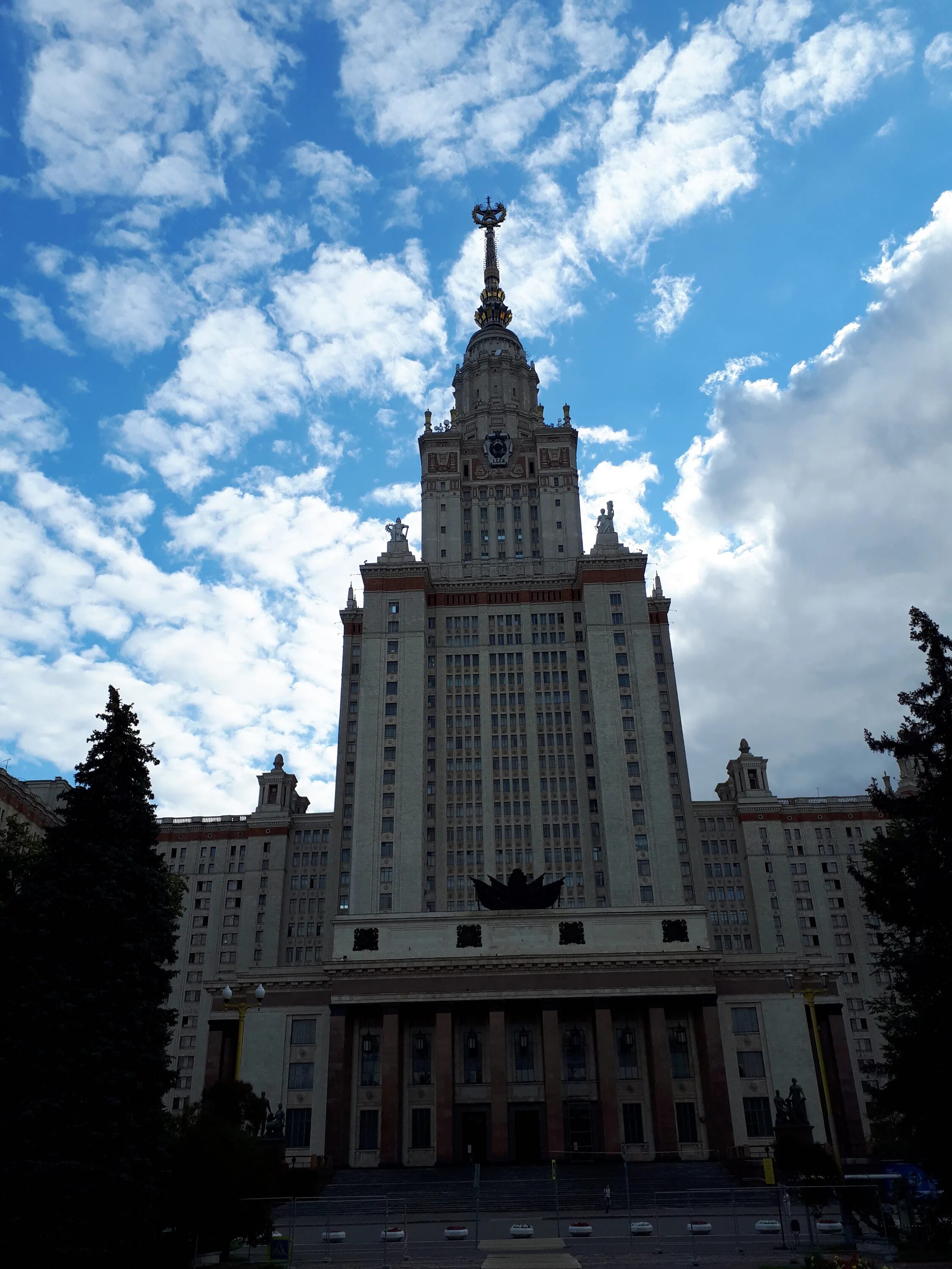 Экскурсия в мгу. ГЗ МГУ. МГУ университет внутри. Здание МГУ. Главное здание МГУ.