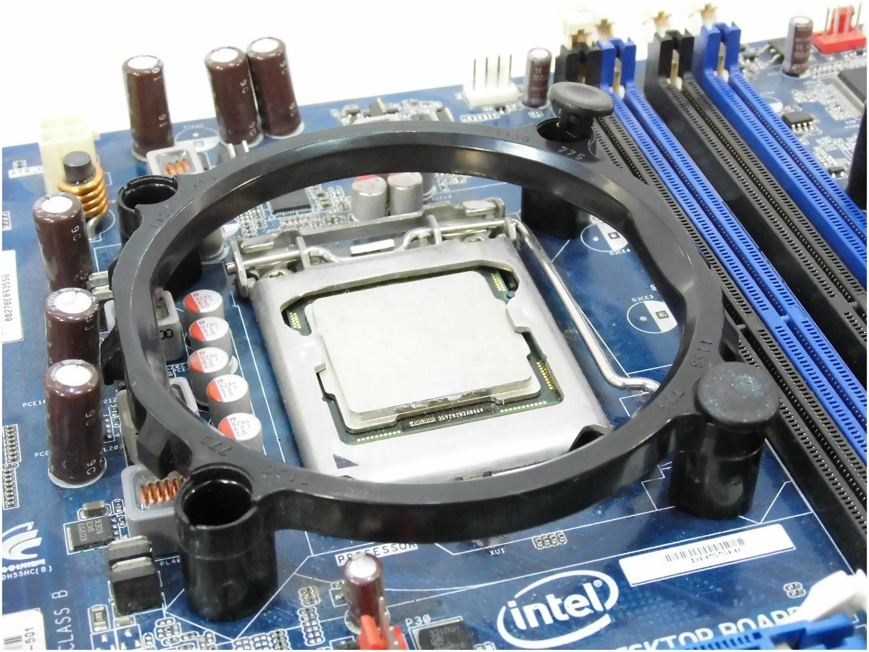 Id сокета. LGA 775 Socket кулер. Deepcool 775 сокет. Lga775 кулер с клипсами. Lga775 Desolder.