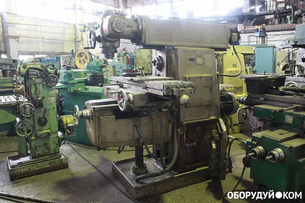 Сф 40 фрезерный станок. 6 р 67. 676п фрезерный станок. Фрезерный станок 6т12ф20. 6р81 фрезерный станок.