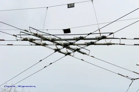 Пересечение троллейбусных и трамвайных линий