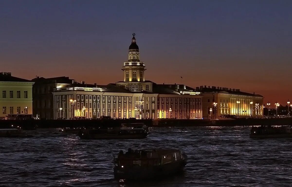 Что видна в санкт петербурге. Санкт-Петербург. Ночной Санкт-Петербург. Петербург белые ночи.