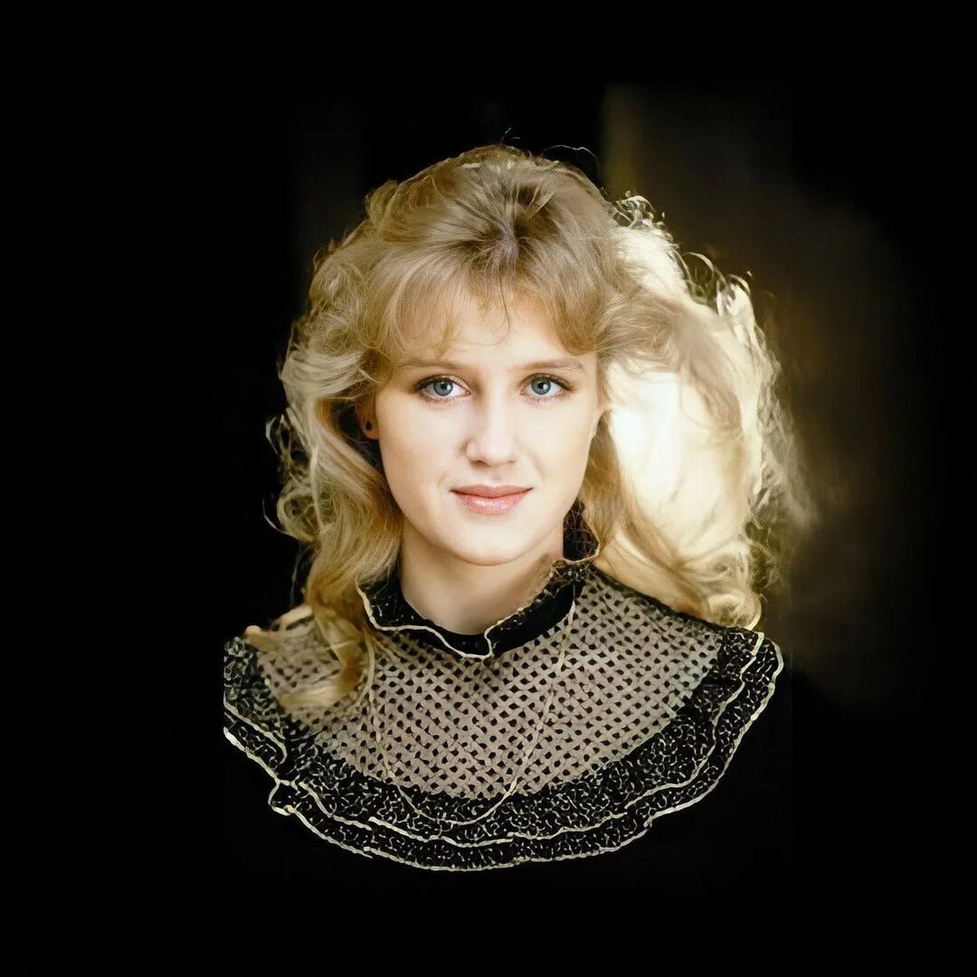 Ирина Розанова: фото 1 из 38 - PRDISK