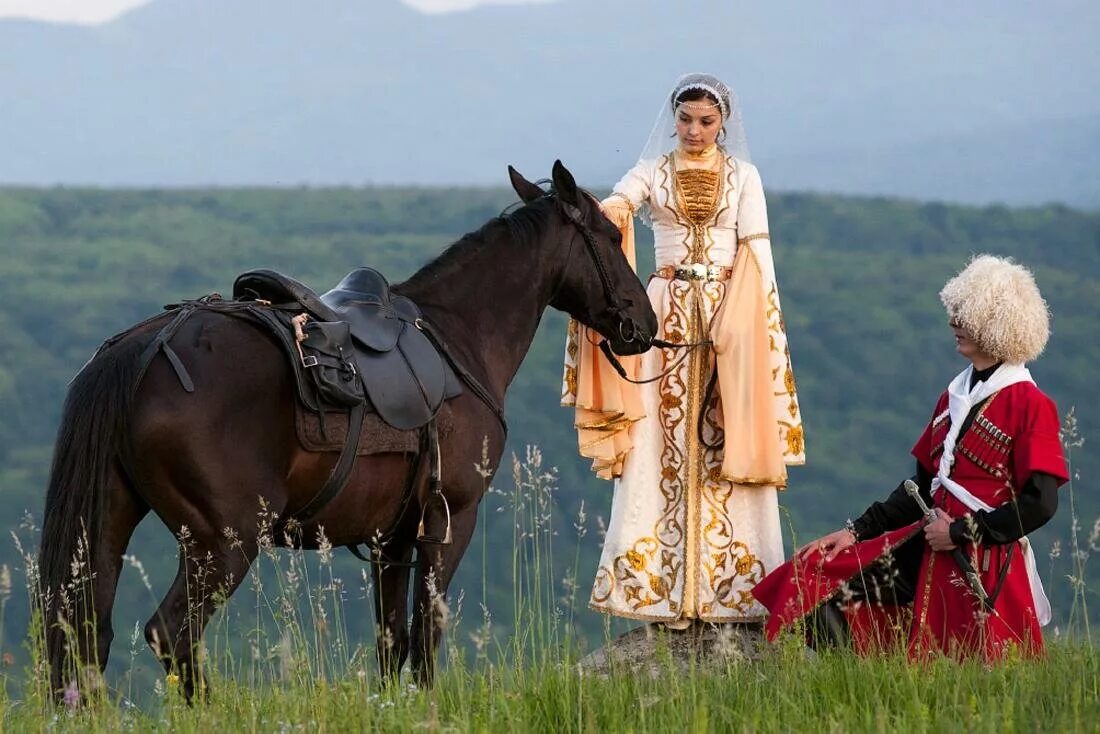 Кабардинские народные. Карачаевцы Карачаево Черкессия. Джигиты Северной Осетии. Карачаево Черкессия джигит. Карачаевцы Кипчаки.