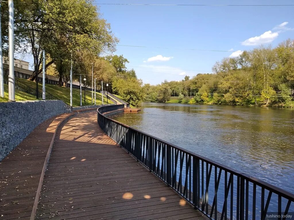 парк реки сходня