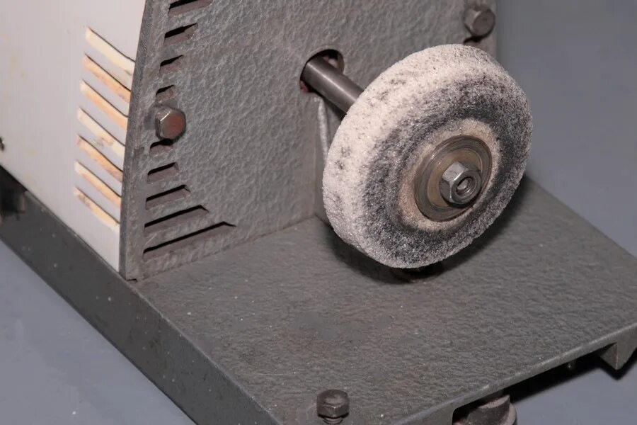 Станки похожие на умелые руки. Мини токарный станок /тип к1. Универсальный настольный станок умелые руки. Мини токарный станок умелые руки. Модернизация советского станка умелые руки.