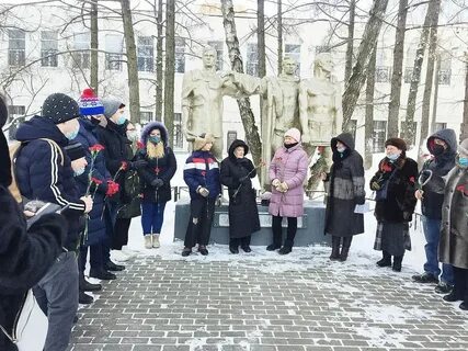 Множество жителей и защитников города нашли