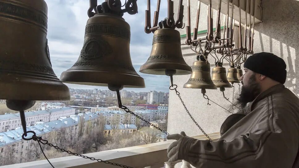 Колокол церковный на звоннице. Колокольный звон колокол Благовест. Колокольный звон Борисоглебский монастырь Дмитров. Старообрядческая Церковь Клинцы колокола. Пустой звон