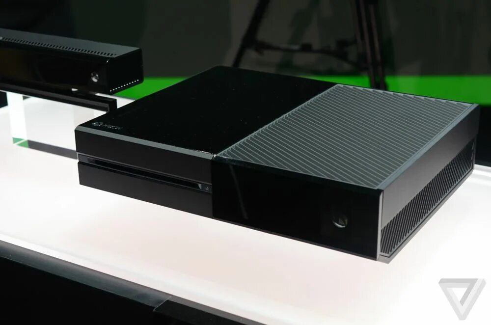 Xbox one 4 купить. Xbox one 2024. Xbox one 2013. Xbox one 1000gb. Xbox one 2006.