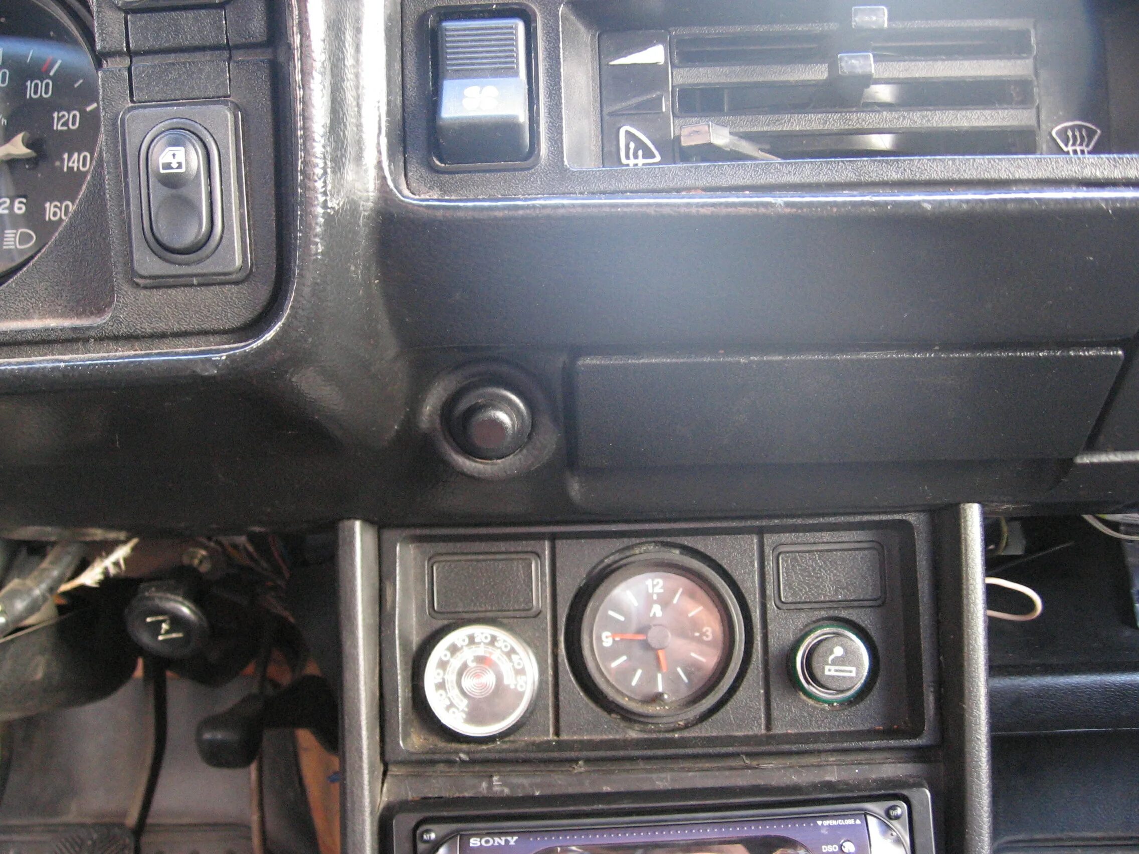 Кнопки 2105. Кнопки 2105. Кнопки 2105. Кнопки салона ваз 2107. Торпедо ваз 2105.