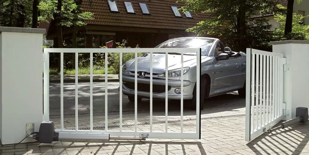 автоматические ворота реклама. автоматические распашные ворота. гаражные ворота hormann. Rotamatic hormann привод распашных ворот. автоматические ворота hormann.