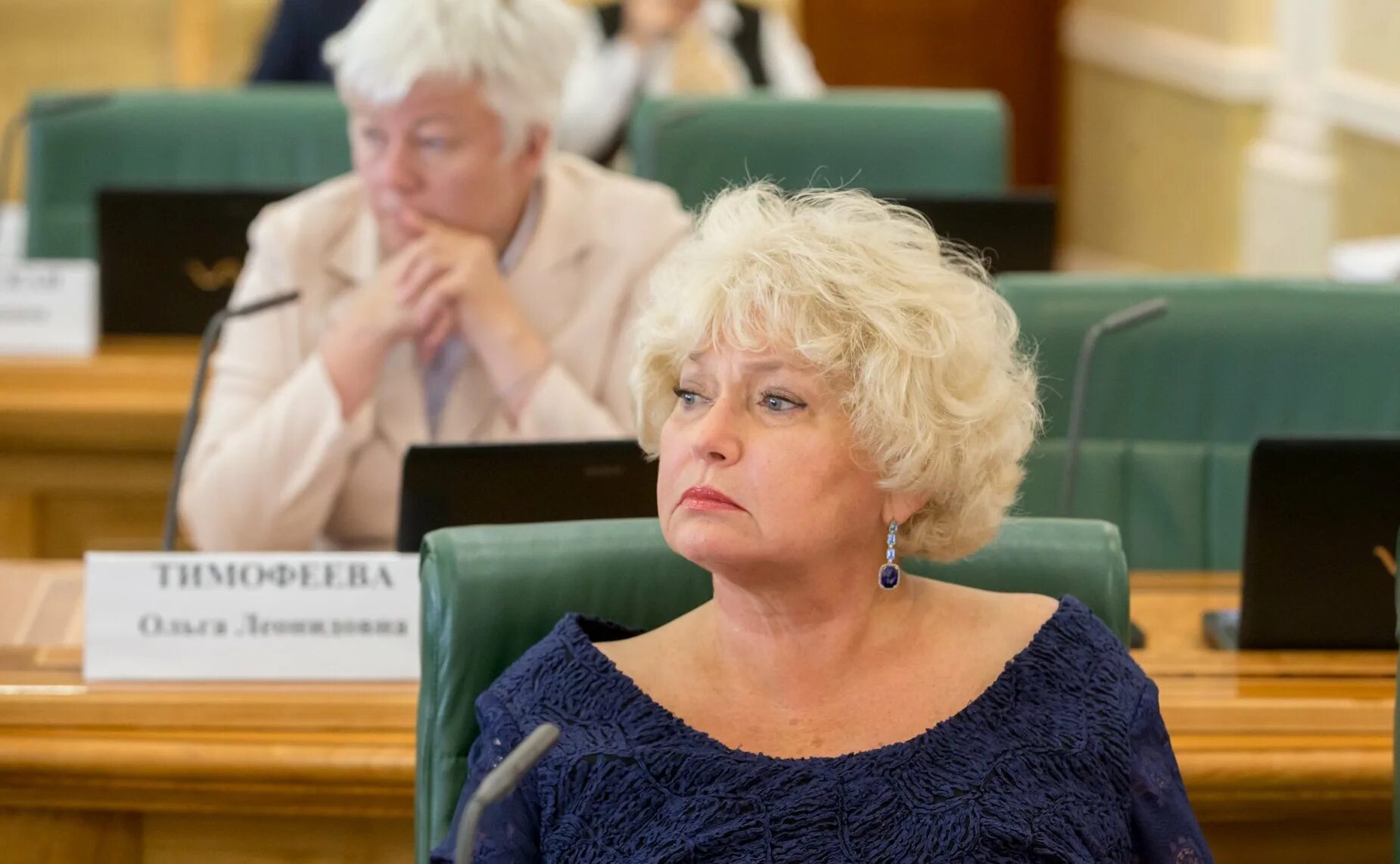 нарусова людмила борисовна. людмила нарусова. сенатор людмила нарусова. сенатор от тувы. пихоя людмила григорьевна.